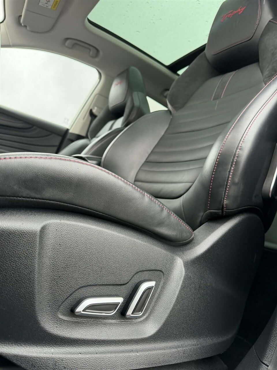 Billede af MG EHS 1,5 T GDI  Plugin-hybrid Luxury 258HK 5d 10g Aut.