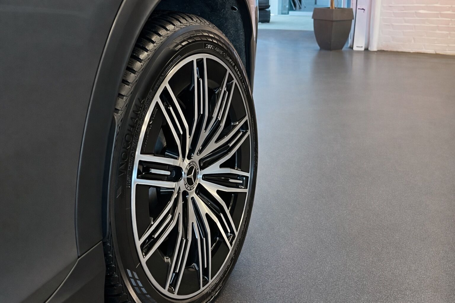 Billede af Mercedes-Benz EQE 350 EL AMG Premium Plus 4Matic 292HK 5d Aut.