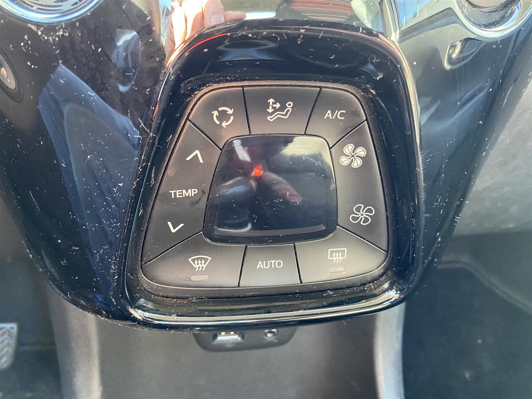 Billede af Citroën C1 1,0 VTi Sportline 72HK 5d