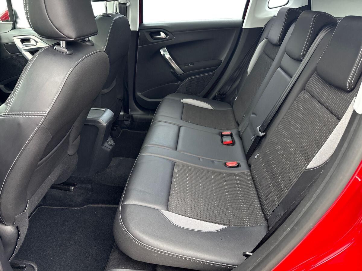 Billede af Peugeot 2008 1,2 e-THP Desire Sky EAT6 110HK 6g Aut.