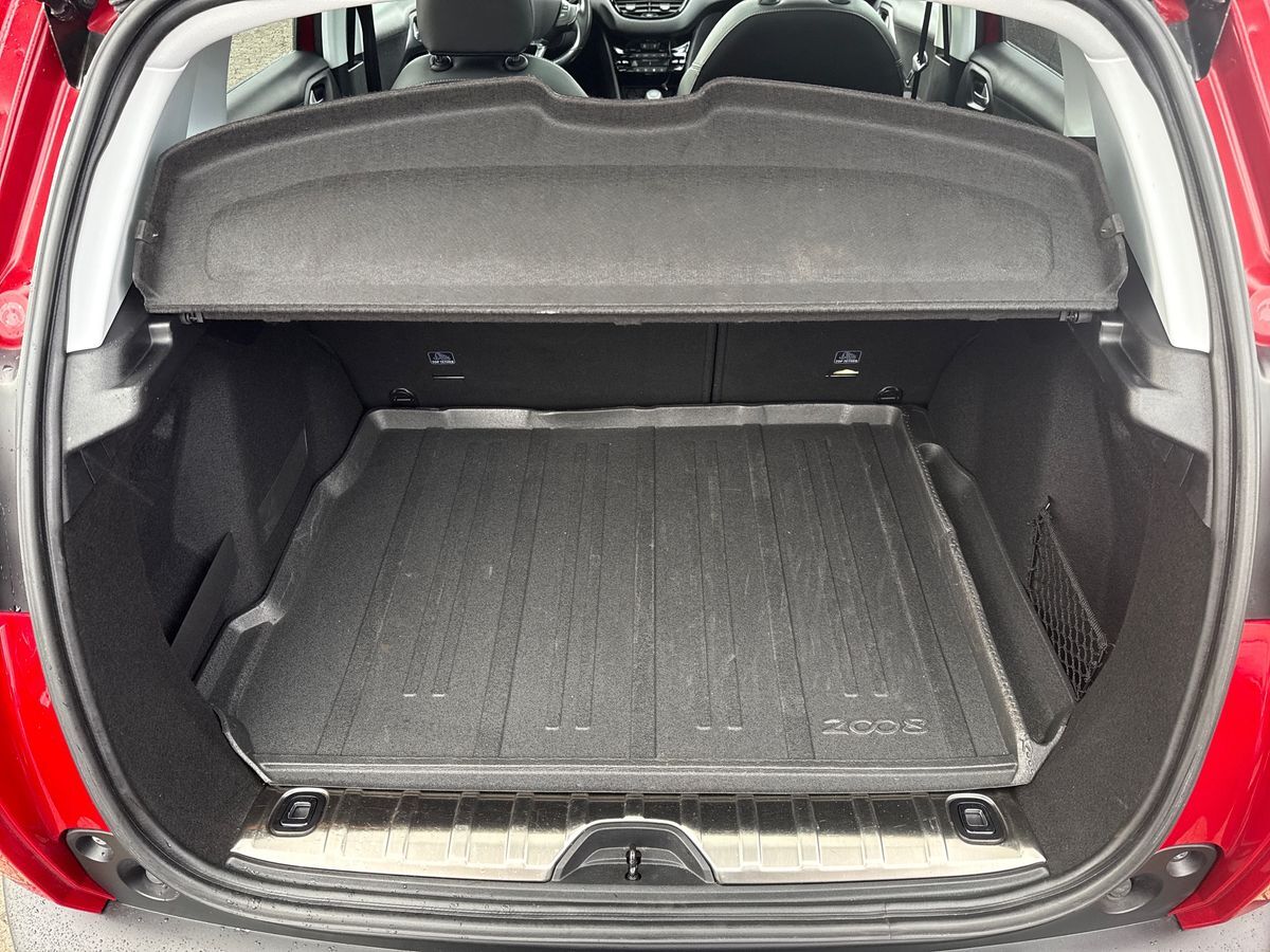 Billede af Peugeot 2008 1,2 e-THP Desire Sky EAT6 110HK 6g Aut.