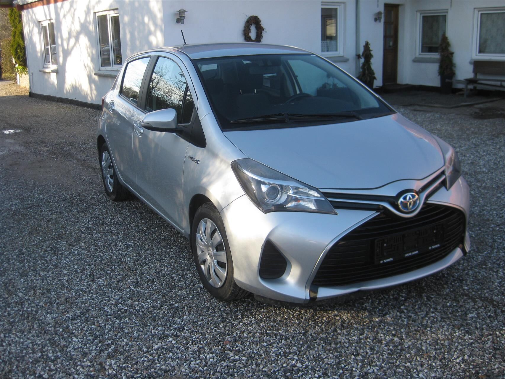 Billede af Toyota Yaris 1,5 Hybrid H2 E-CVT 100HK 5d Trinl. Gear