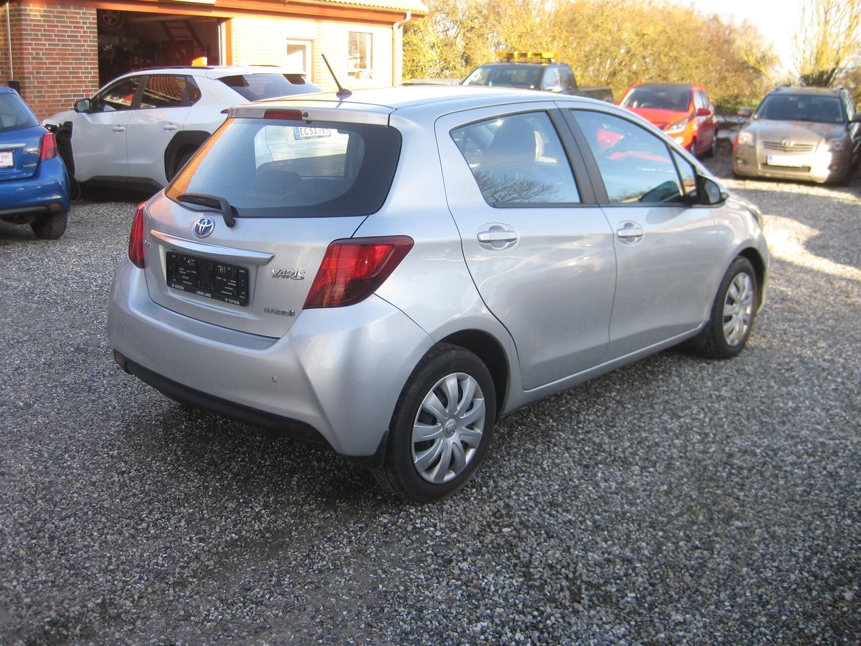 Billede af Toyota Yaris 1,5 Hybrid H2 E-CVT 100HK 5d Trinl. Gear
