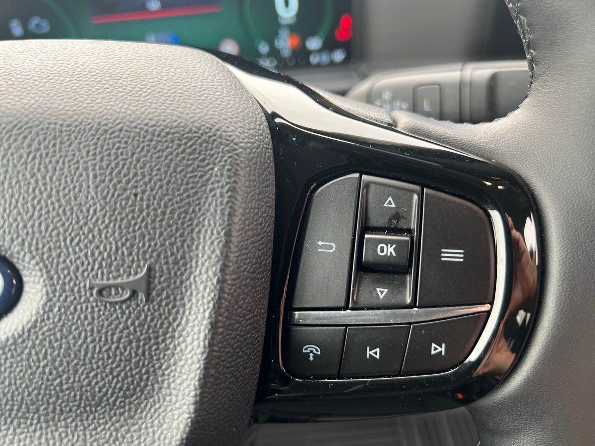 Billede af Ford Transit Custom 320 L1H1 2,5 EcoBlue  Plugin-hybrid Trend CVT 233HK Van Trinl. Gear