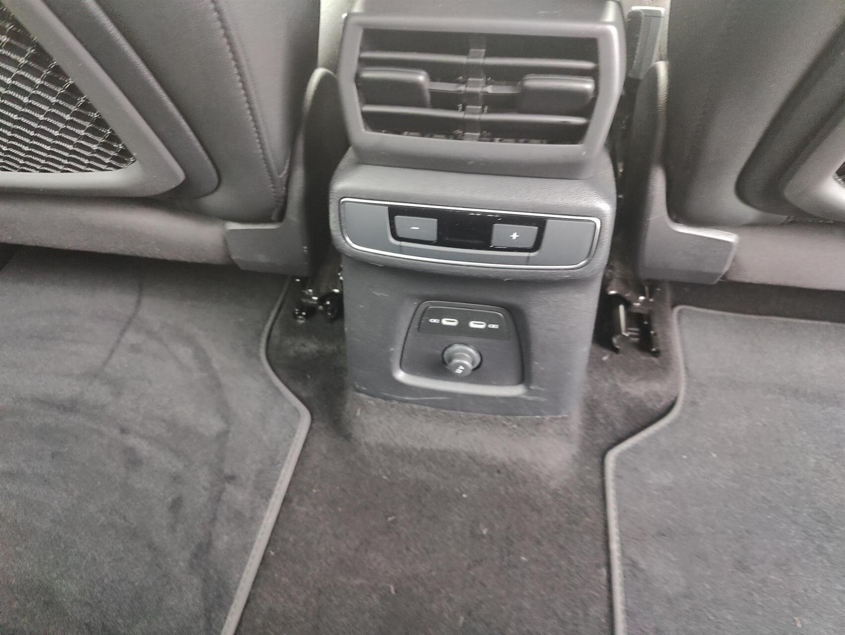 Billede af Audi Q4 45 E-tron Ultra 286HK 5d Aut.