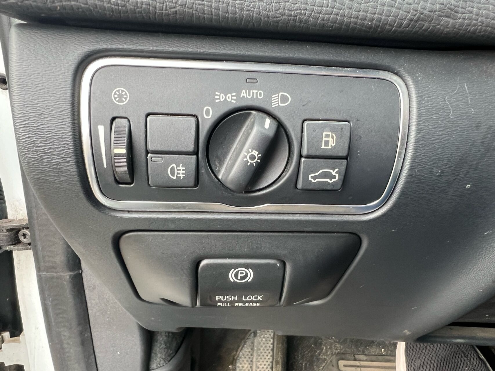 Billede af Volvo XC60 2,0 D4 Momentum 181HK 5d 8g Aut.