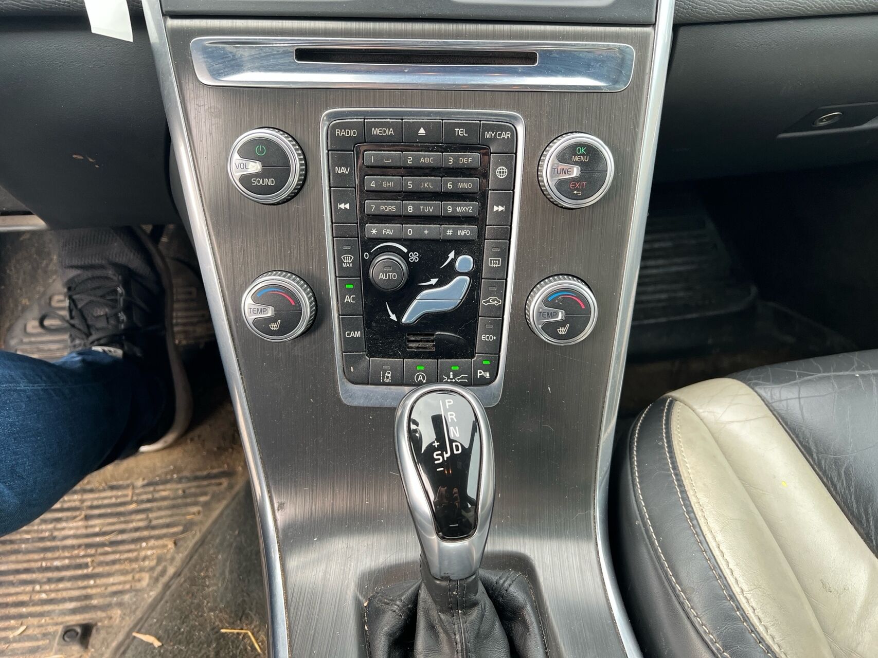 Billede af Volvo XC60 2,0 D4 Momentum 181HK 5d 8g Aut.