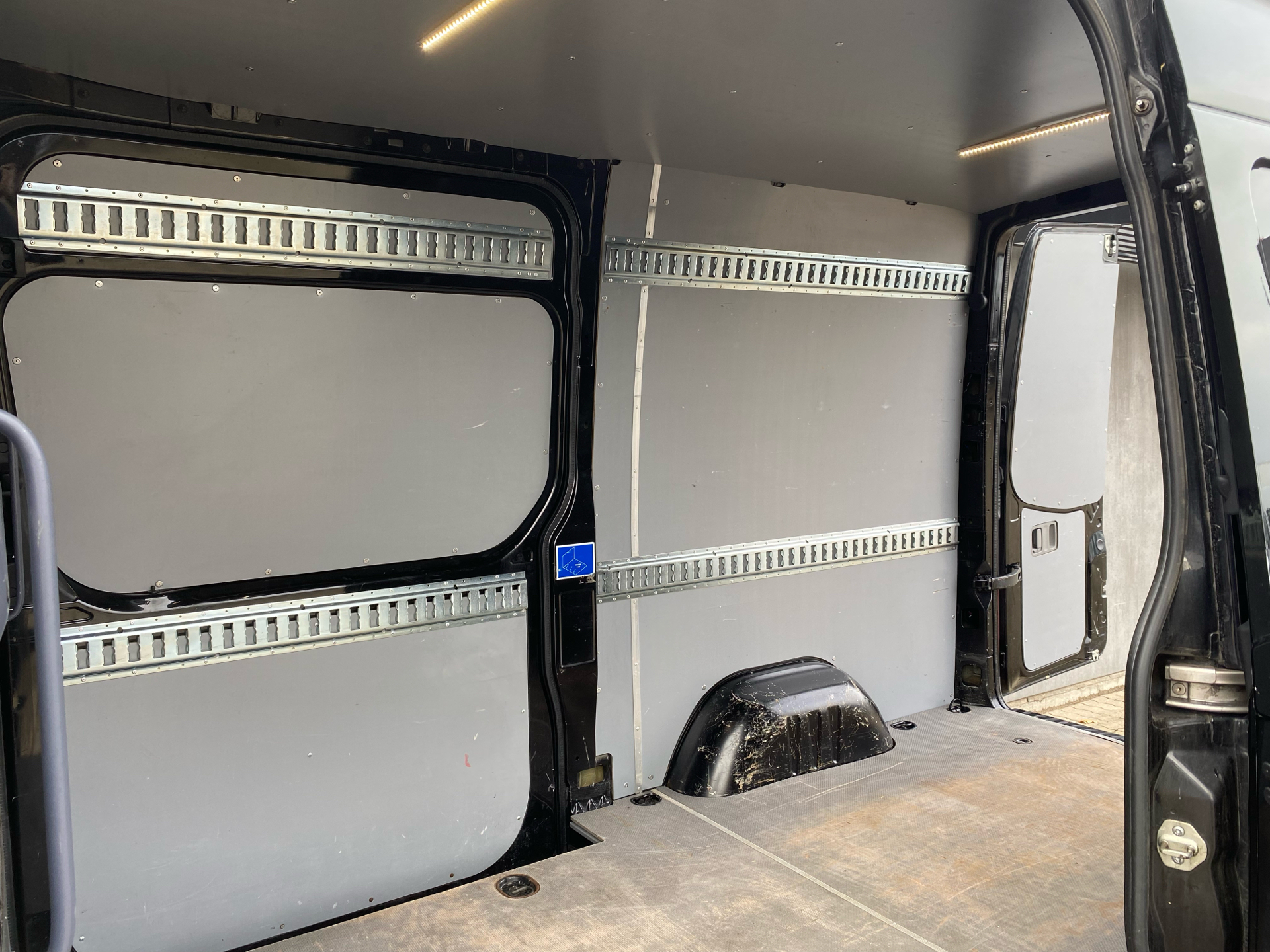 Billede af Mercedes-Benz Sprinter 316 2,1 CDI R2 163HK Van 6g