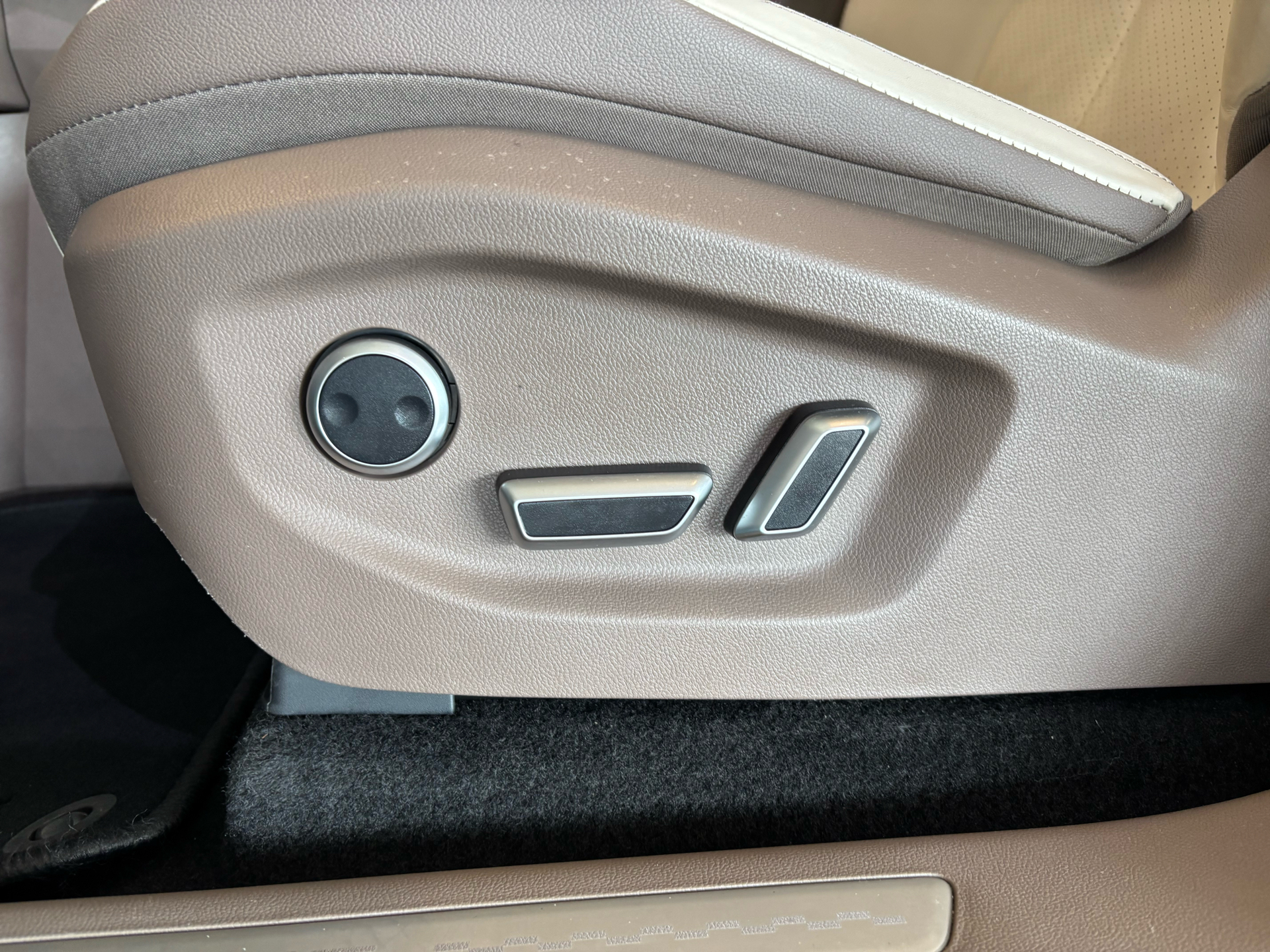 Billede af Aiways U5 EL Premium 204HK 5d Aut.