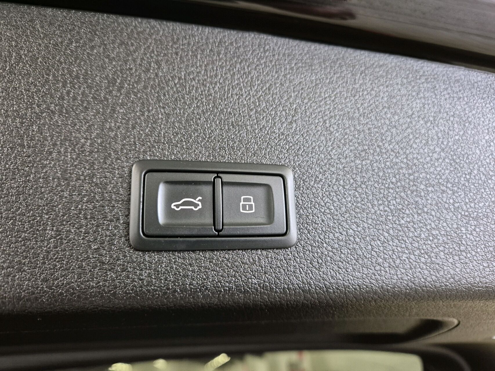 Billede af Audi E-tron 55 S Line Quattro 408HK 5d Aut.