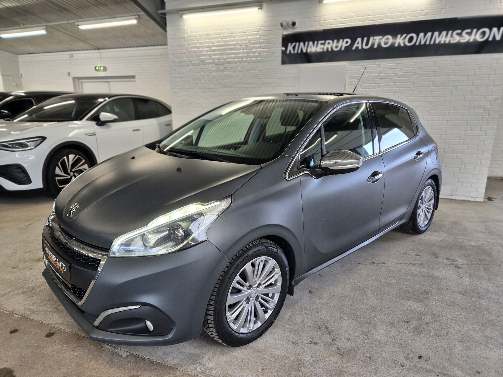 Billede af Peugeot 208 1,6 BlueHDi Allure Sky 100HK 5d