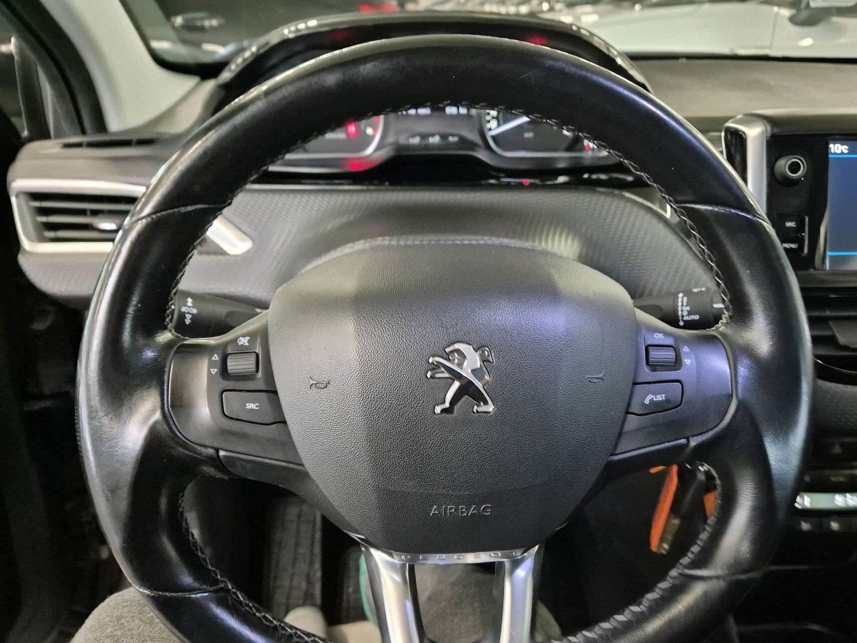 Billede af Peugeot 208 1,6 BlueHDi Allure Sky 100HK 5d