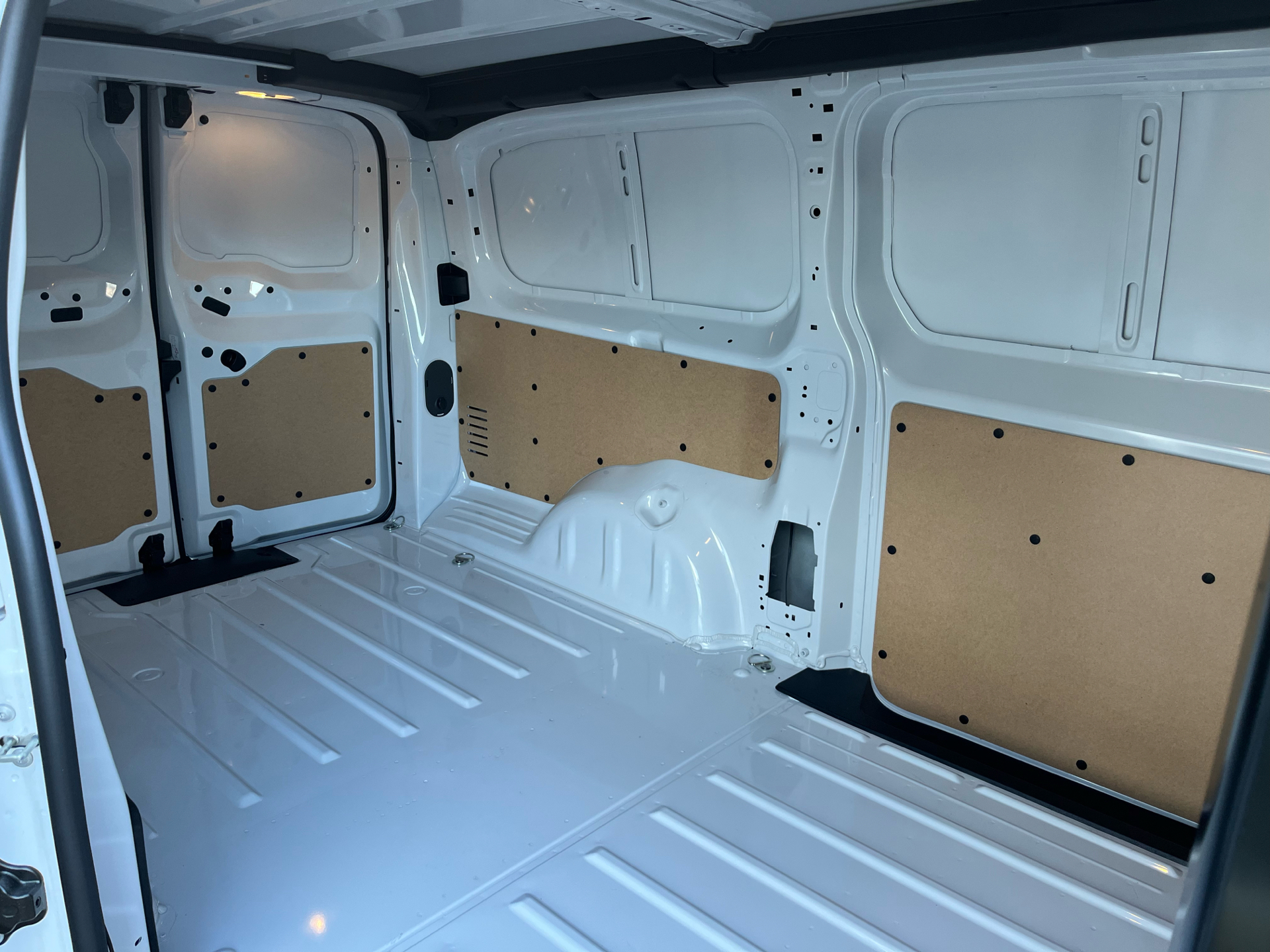 Billede af Peugeot Expert L3 2,0 BlueHDi Premium EAT8 144HK Van 8g Aut.