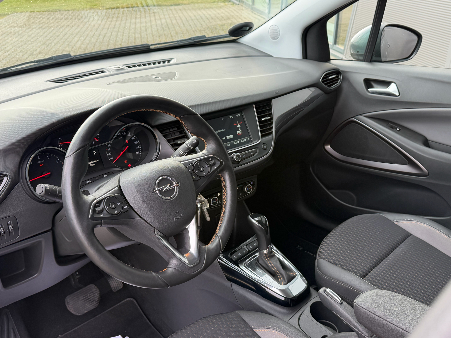 Billede af Opel Crossland X 1,2 T Innovation Start/Stop 110HK 5d 6g Aut.