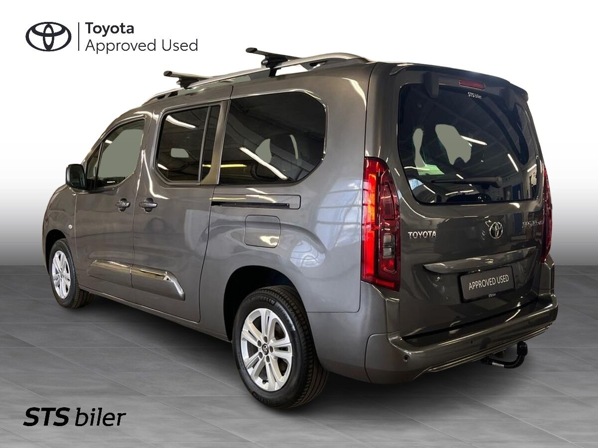 Billede af Toyota Proace City Verso Long 1,2 Family To Skydedør, Bagklap 130HK 6g Aut.