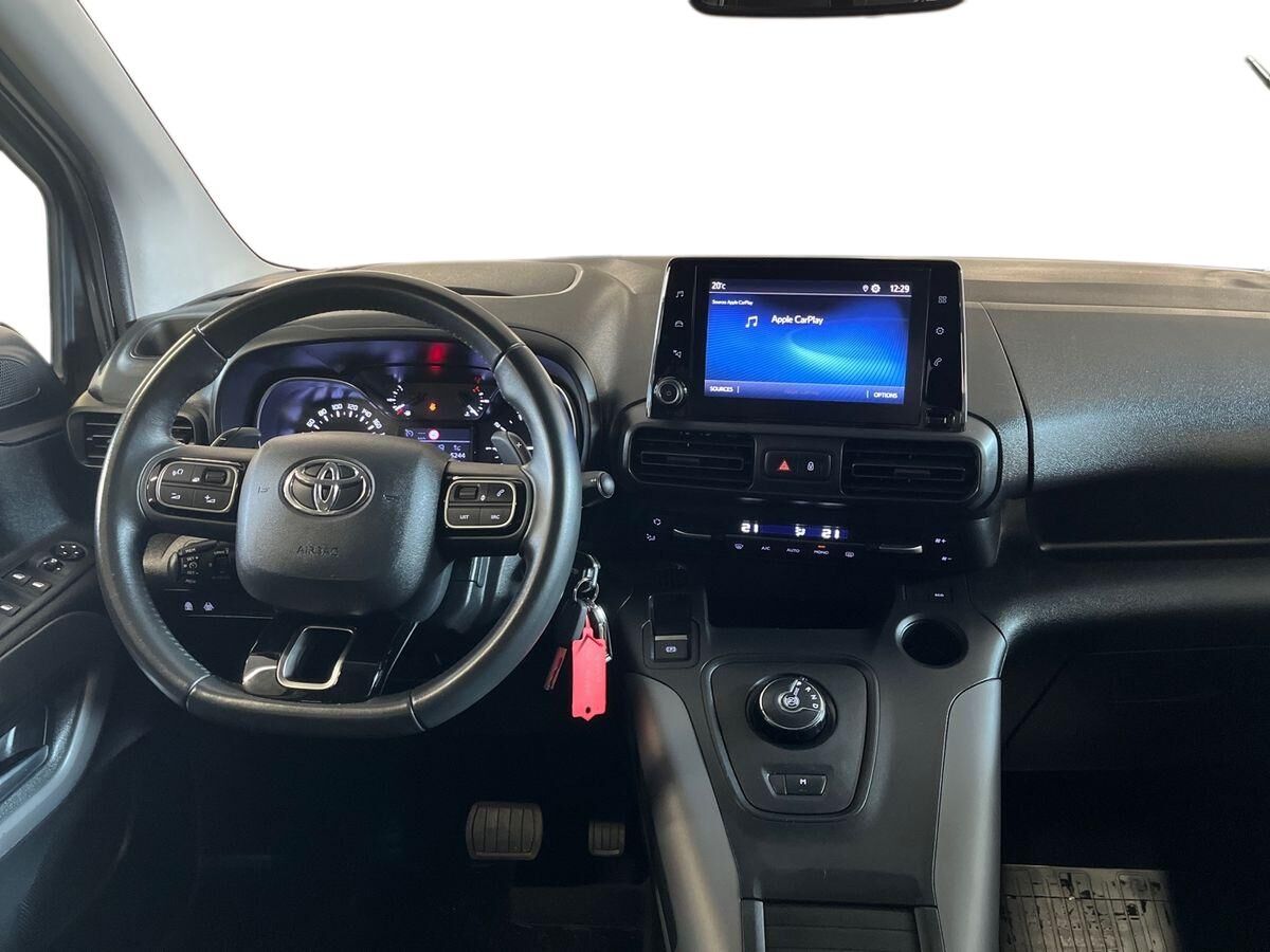 Billede af Toyota Proace City Verso Long 1,2 Family To Skydedør, Bagklap 130HK 6g Aut.