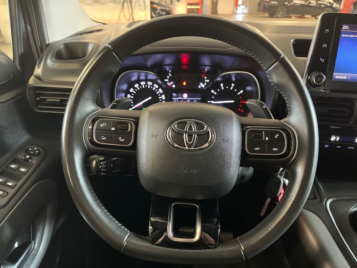 Billede af Toyota Proace City Verso Long 1,2 Family To Skydedør, Bagklap 130HK 6g Aut.