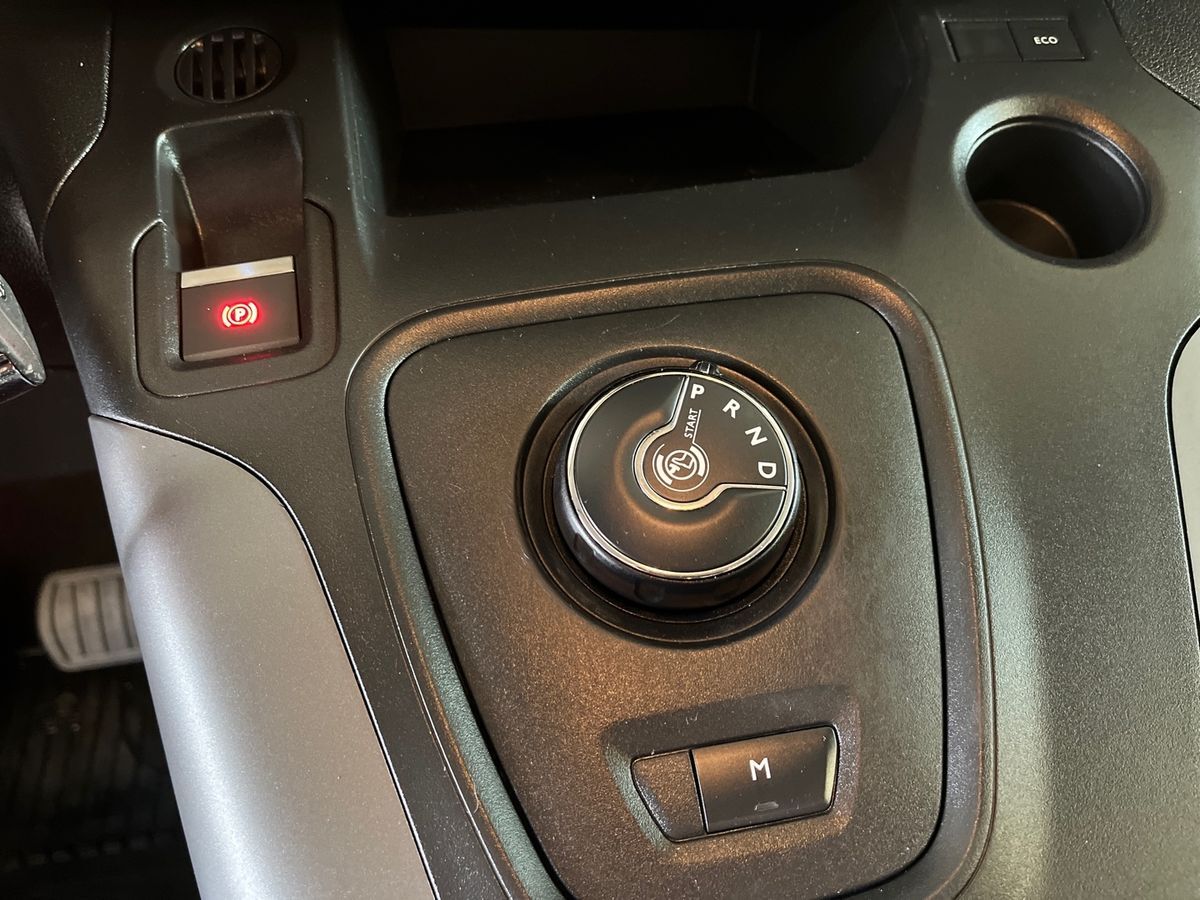 Billede af Toyota Proace City Verso Long 1,2 Family To Skydedør, Bagklap 130HK 6g Aut.