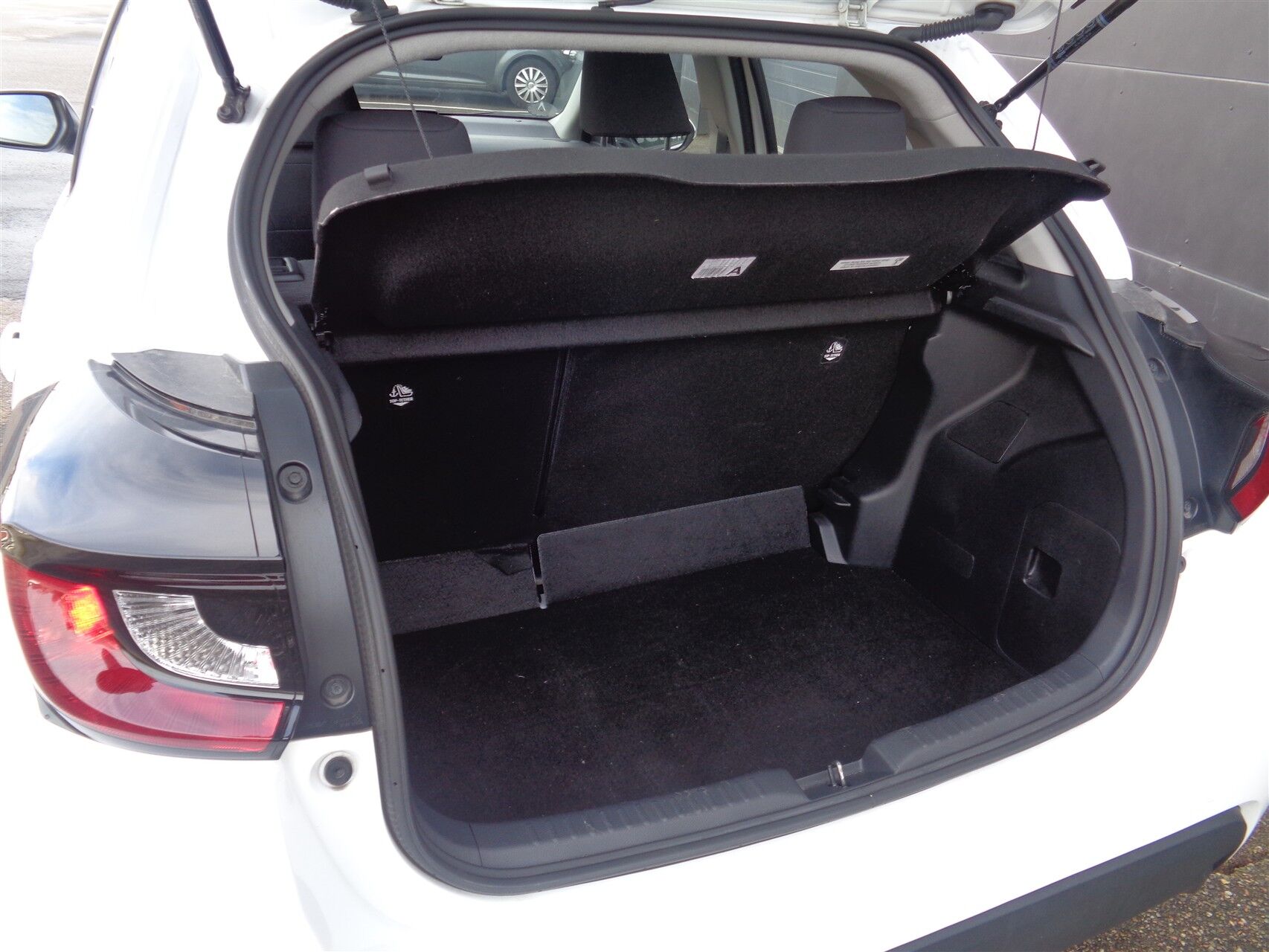 Billede af Mazda 2 1,5 VVT-I  Hybrid Pure CVT 116HK 5d Trinl. Gear