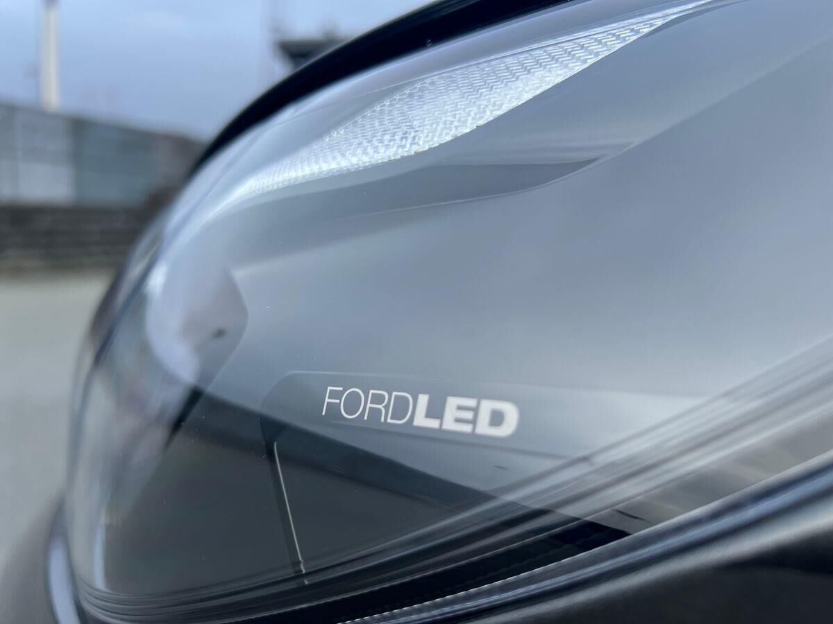 Billede af Ford Transit Custom 320 L1H1 2,0 EcoBlue Limited 170HK Van 8g Aut.