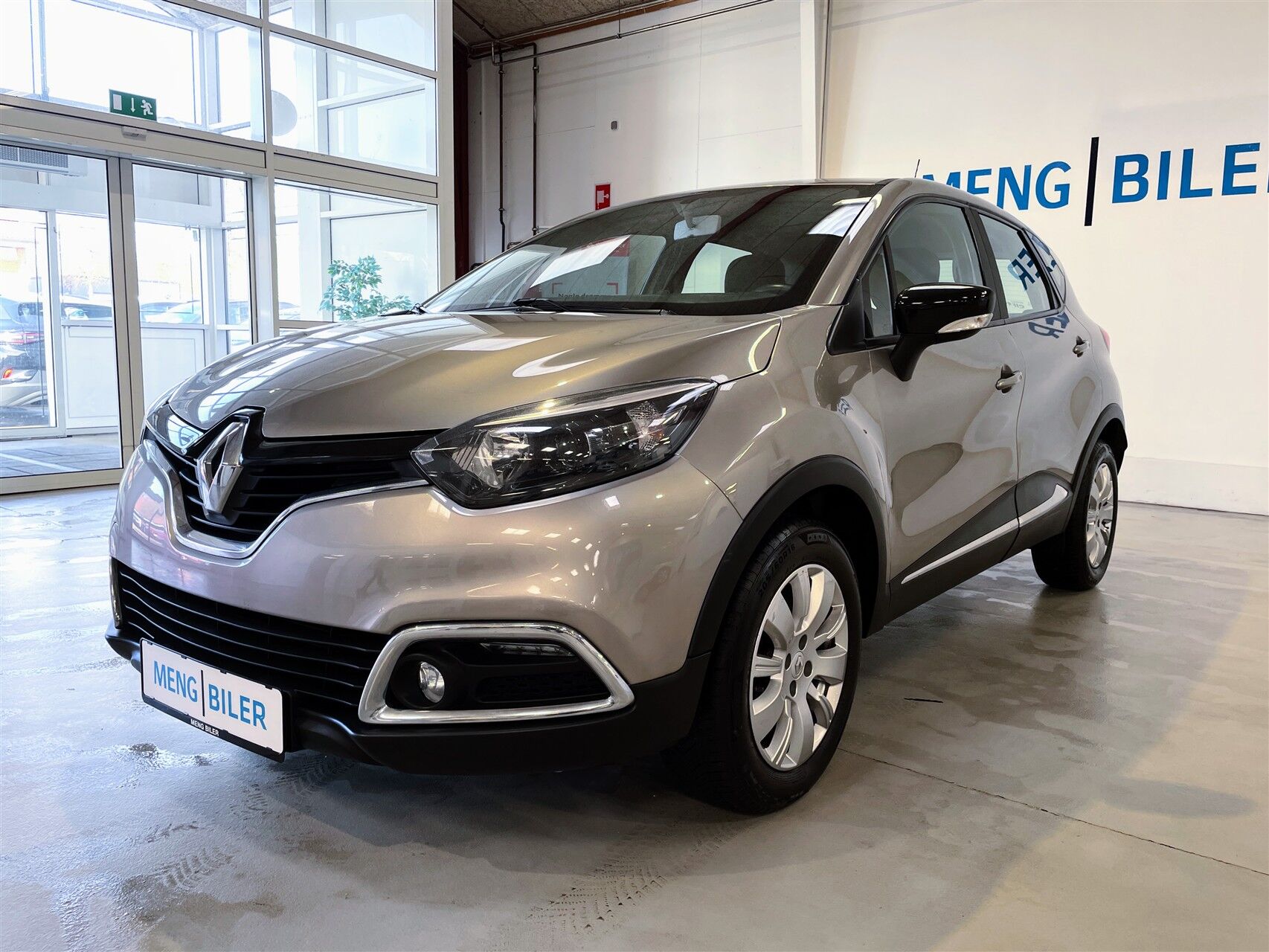 Billede af Renault Captur 1,2 TCE Expression EDC 120HK 5d 6g Aut.
