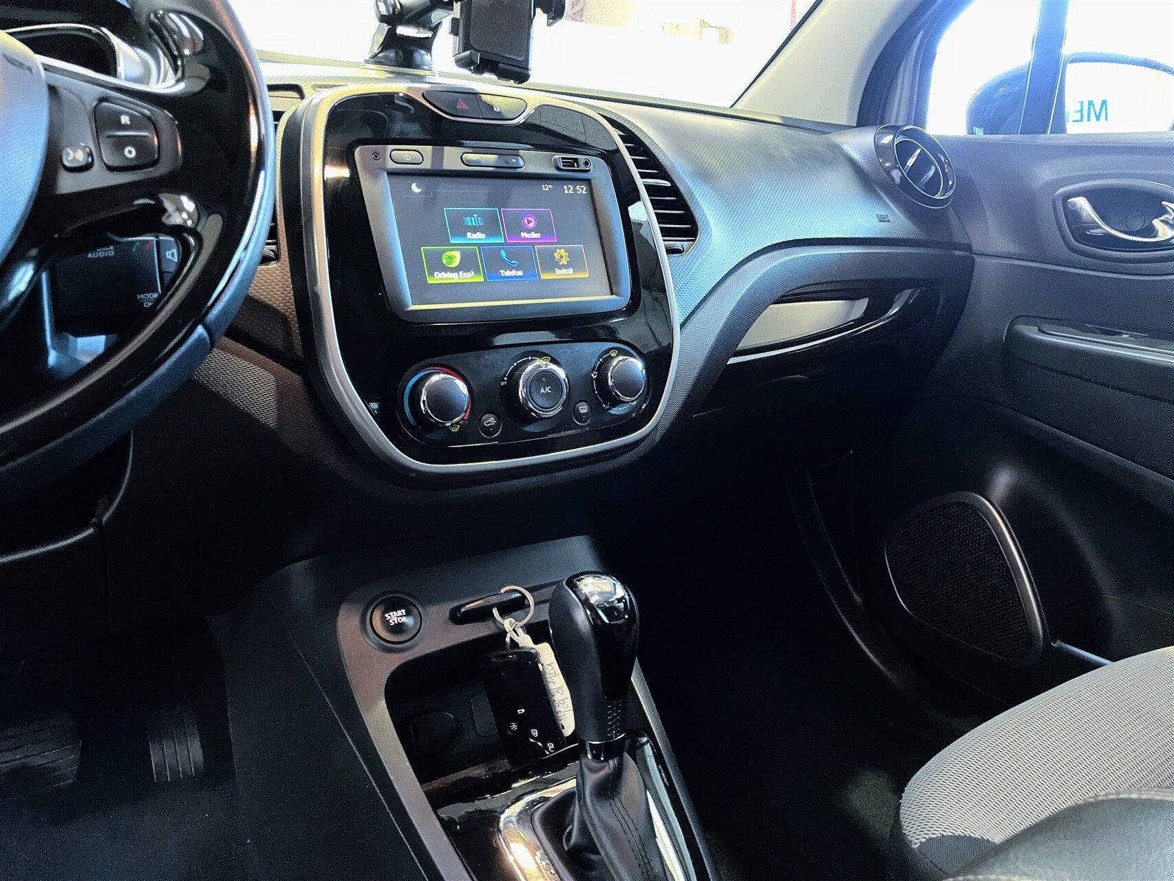 Billede af Renault Captur 1,2 TCE Expression EDC 120HK 5d 6g Aut.