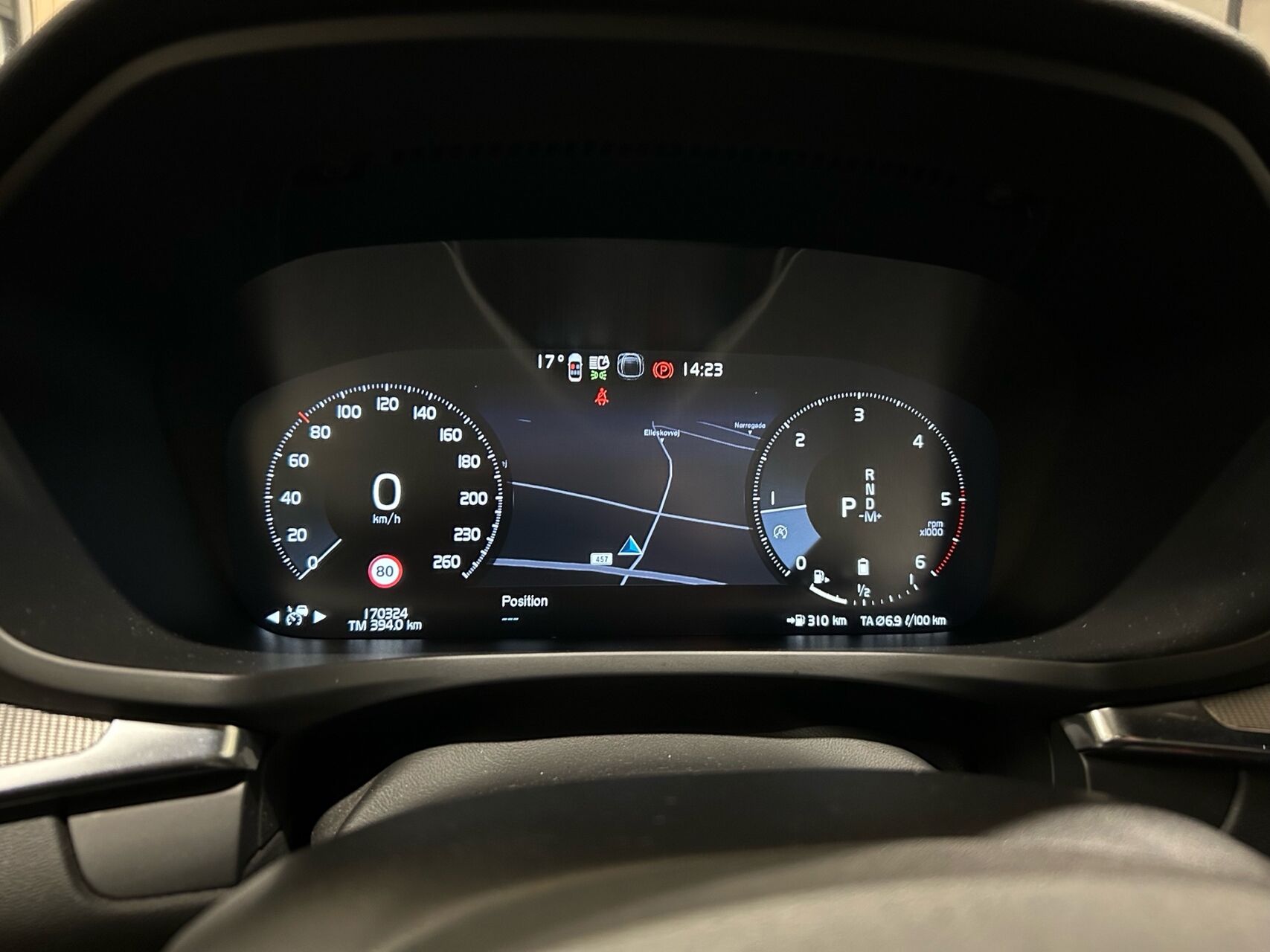 Billede af Volvo V60 2,0 B4 R-design 197HK Stc 8g Aut.