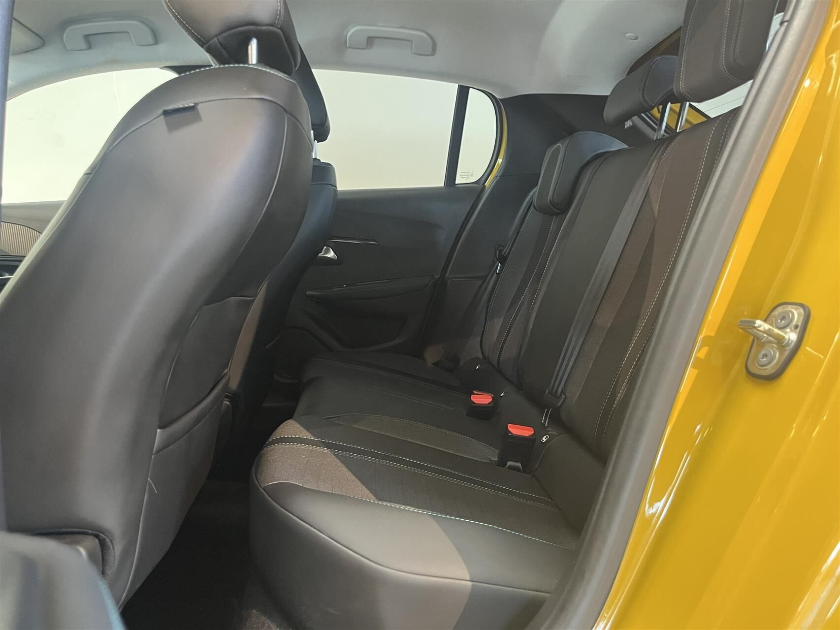 Billede af Peugeot 208 1,2 PureTech Allure Grand EAT8 100HK 5d 8g Aut.