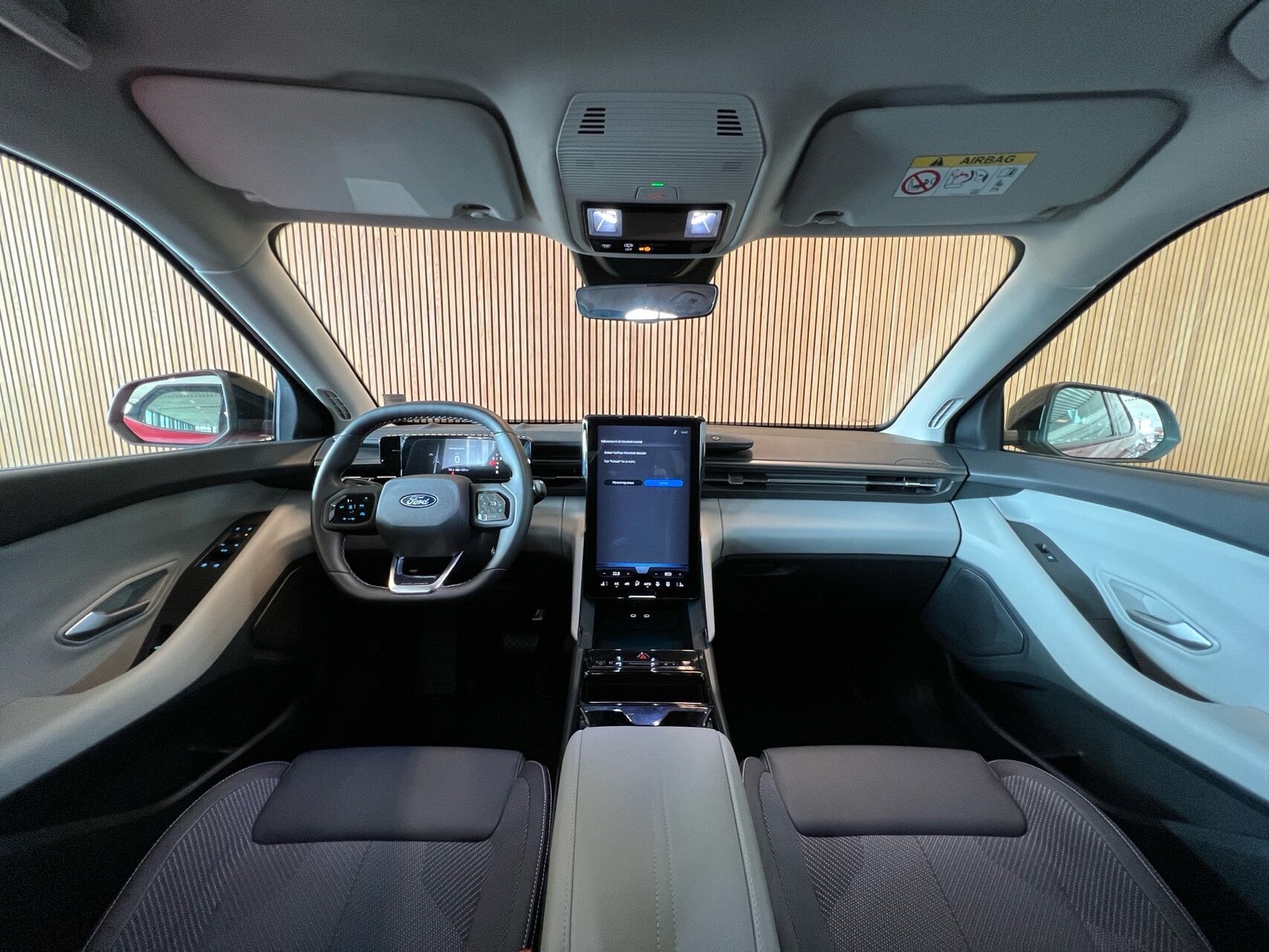 Billede af Ford Explorer EL UR Select AWD 340HK 5d Aut.