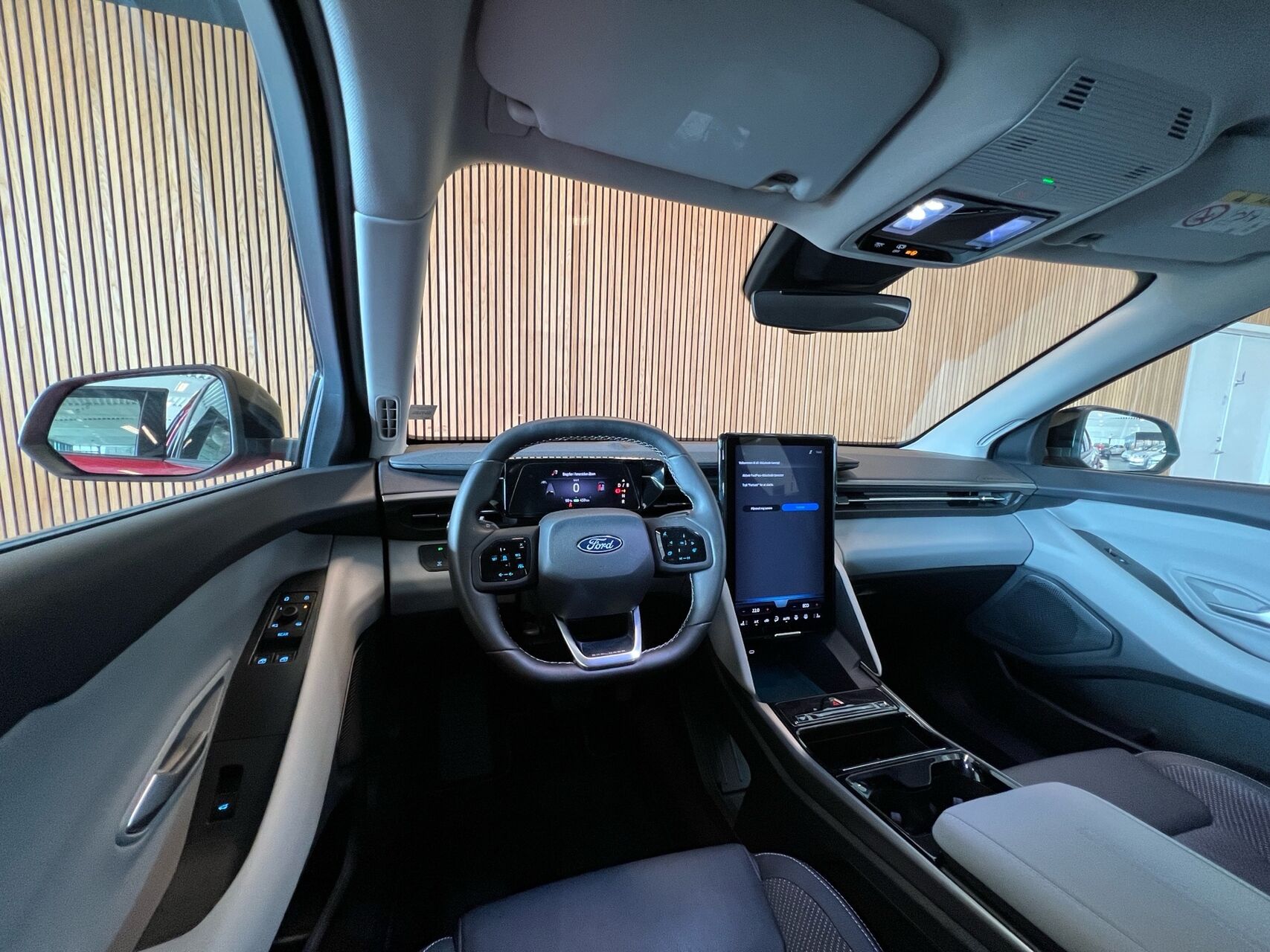 Billede af Ford Explorer EL UR Select AWD 340HK 5d Aut.