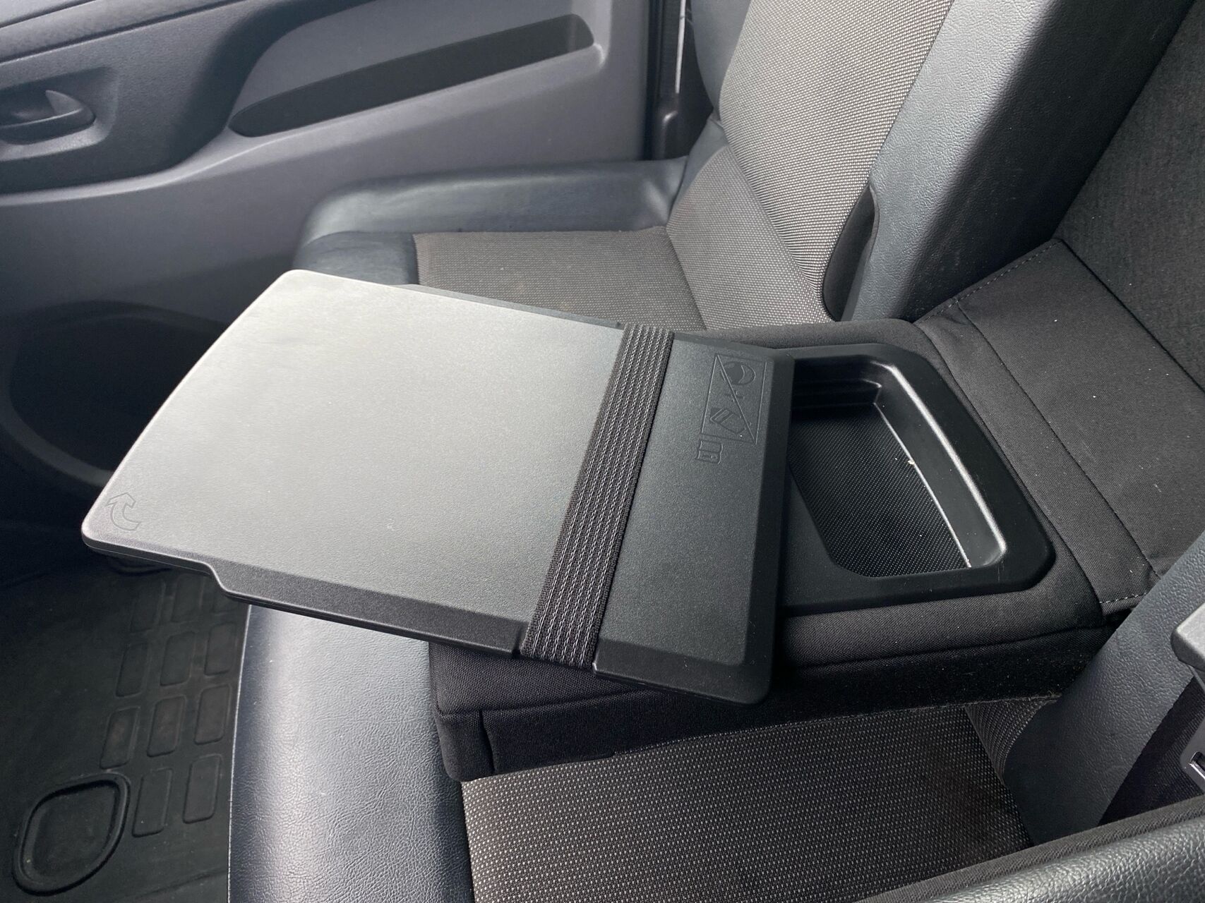 Billede af Opel Vivaro L2V1 2,0 D Enjoy AT8 122HK Van 8g Aut.