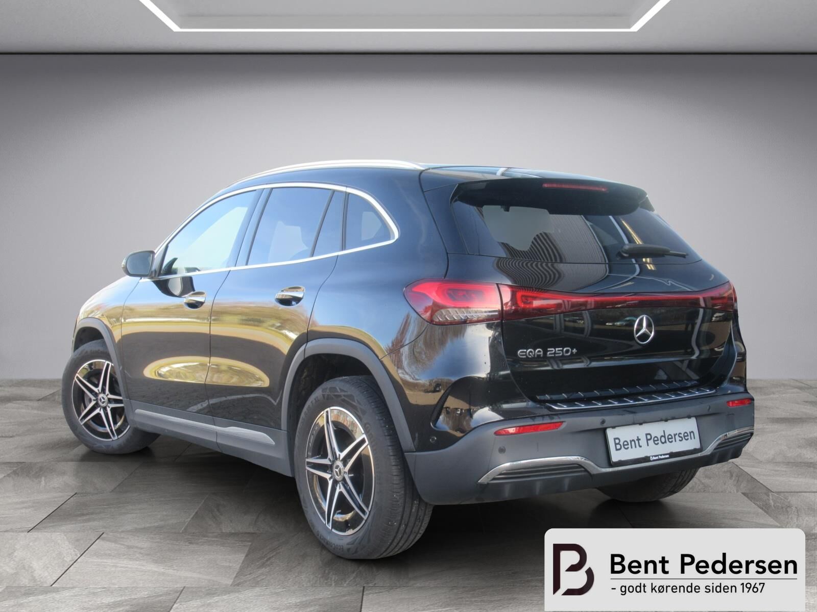 Billede af Mercedes-Benz EQA 250+ EL AMG Line 190HK 5d Aut.