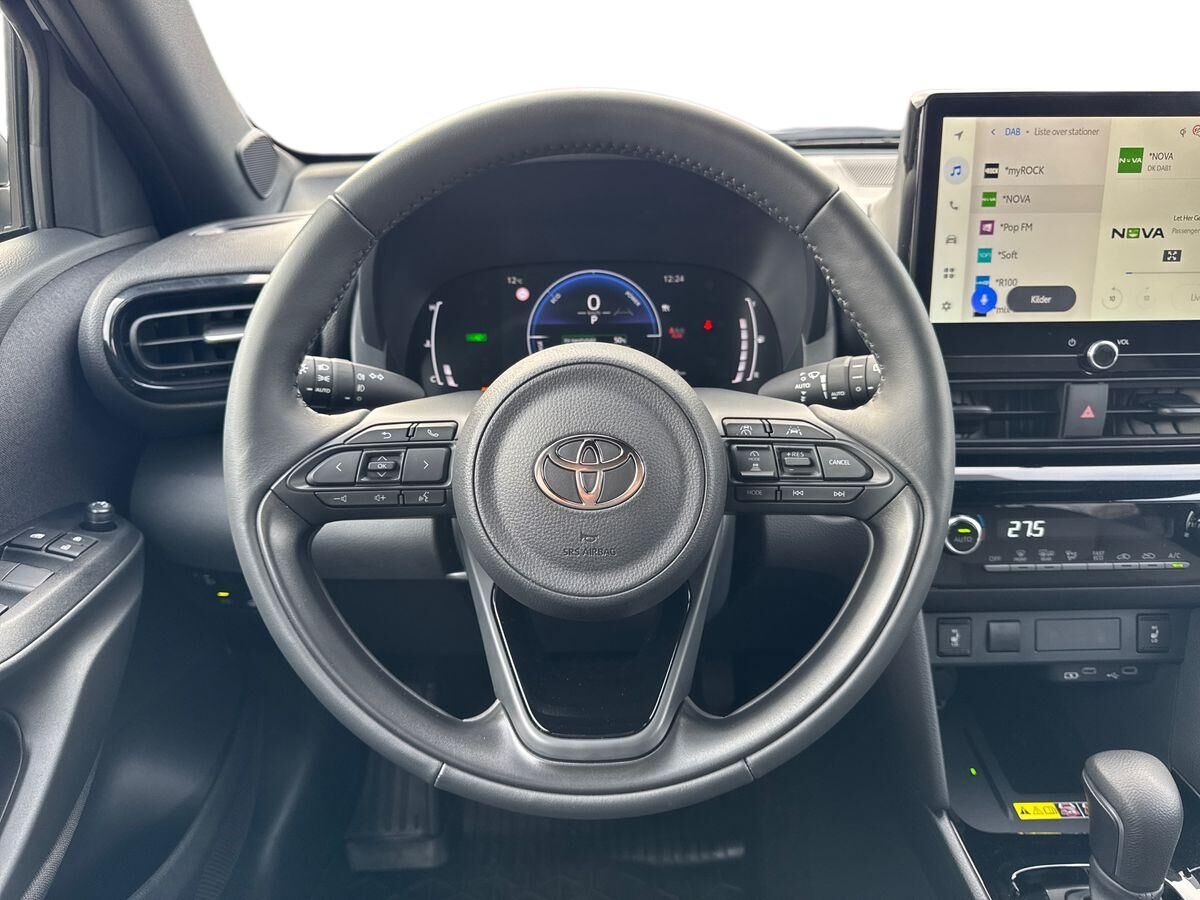 Billede af Toyota Yaris Cross 1,5 Hybrid Style Comfort 116HK 5d Trinl. Gear