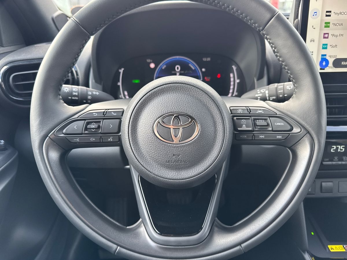 Billede af Toyota Yaris Cross 1,5 Hybrid Style Comfort 116HK 5d Trinl. Gear