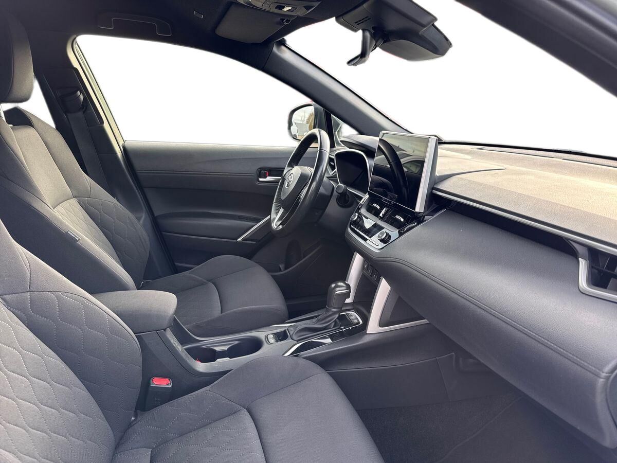 Billede af Toyota Corolla Cross 1,8 Hybrid Style 140HK 5d Aut.