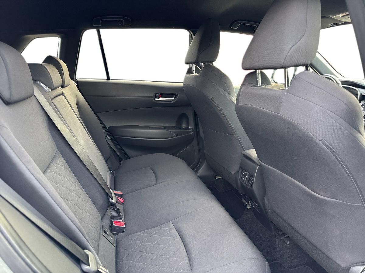 Billede af Toyota Corolla Cross 1,8 Hybrid Style 140HK 5d Aut.