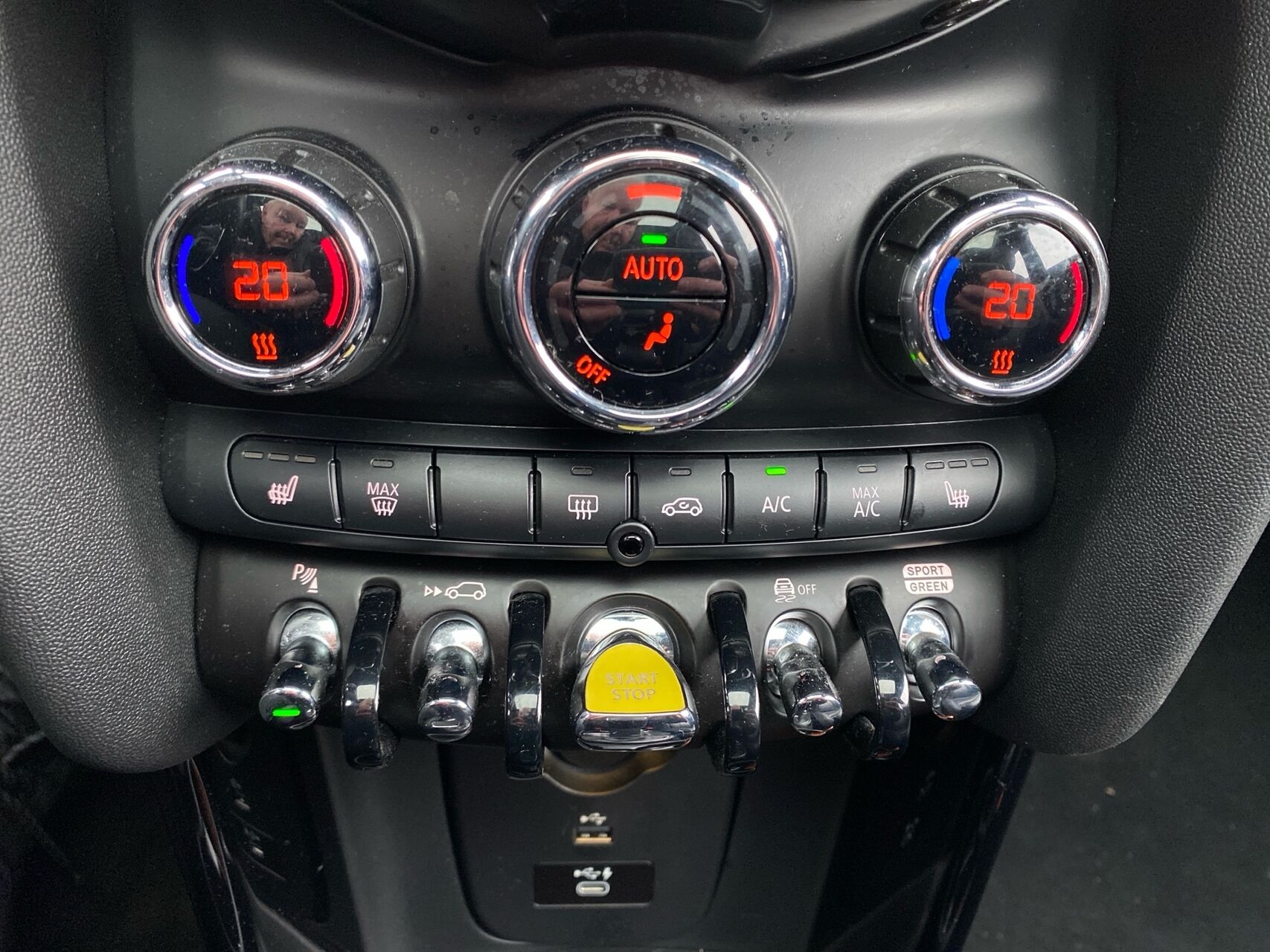 Billede af Mini Cooper SE EL Essential 184HK 3d Aut.