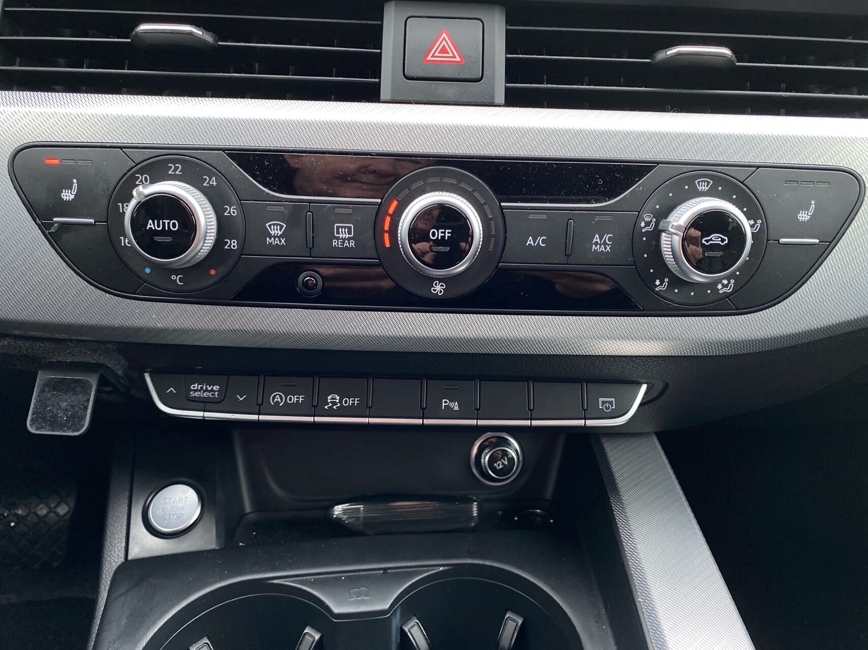 Billede af Audi A4 Avant 2,0 40 TDI Sport Prestige Tour S Tronic 190HK Stc 7g Aut.