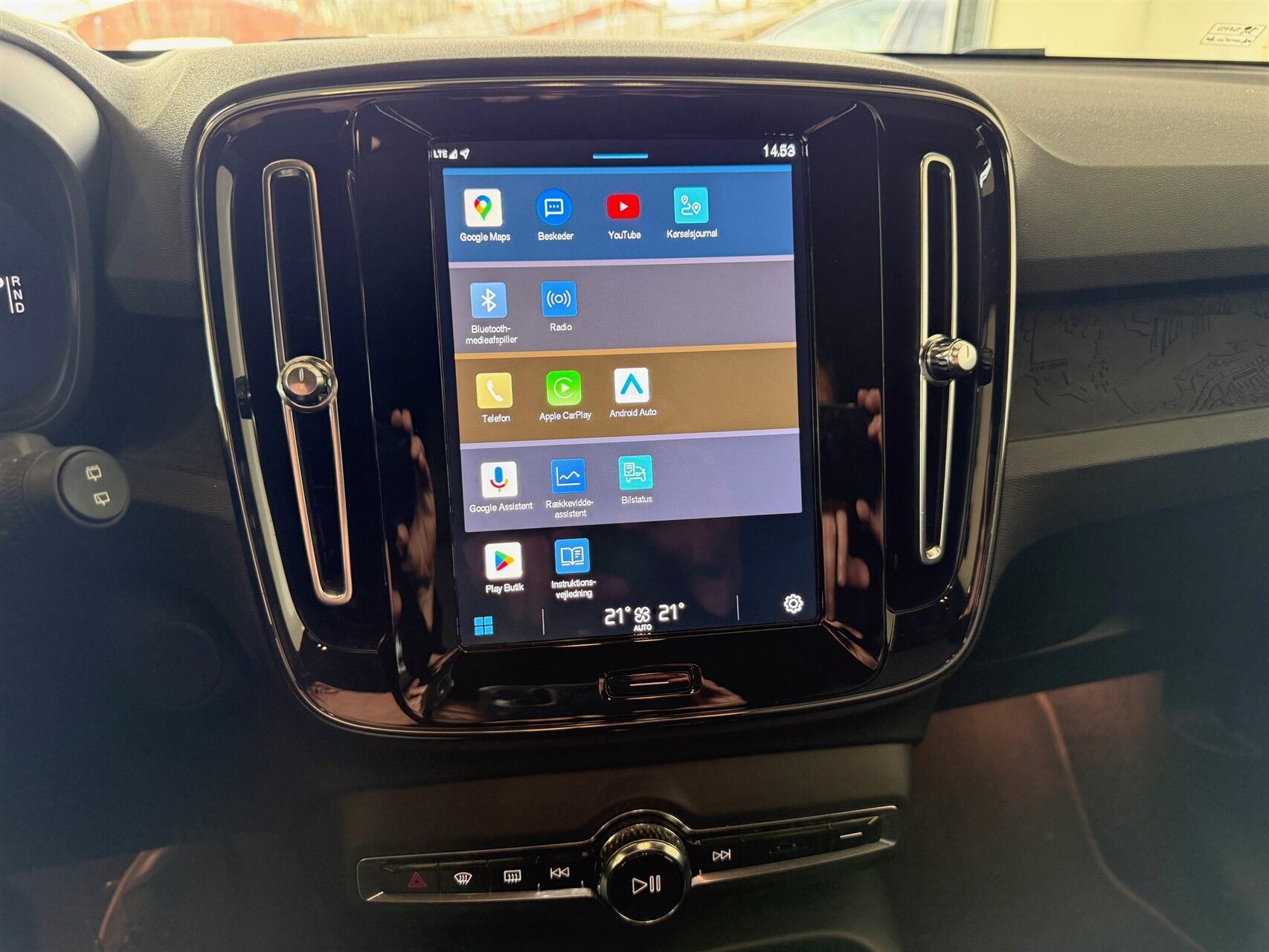 Billede af Volvo XC40 P6 Recharge Core 231HK 5d Aut.