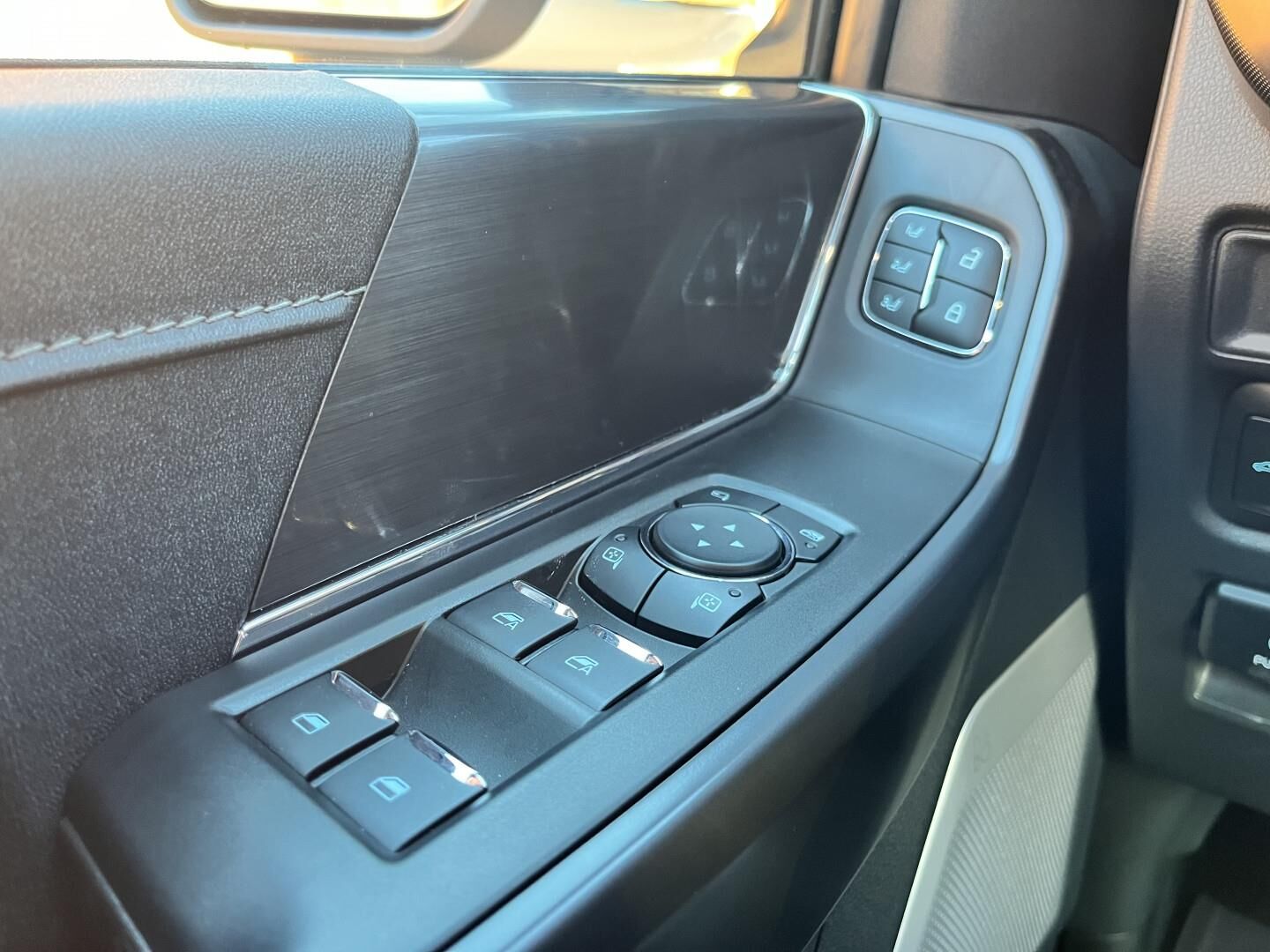 Billede af Ford F 150 5,0 Lariat 4x4 405HK Pick-Up 10g Aut.