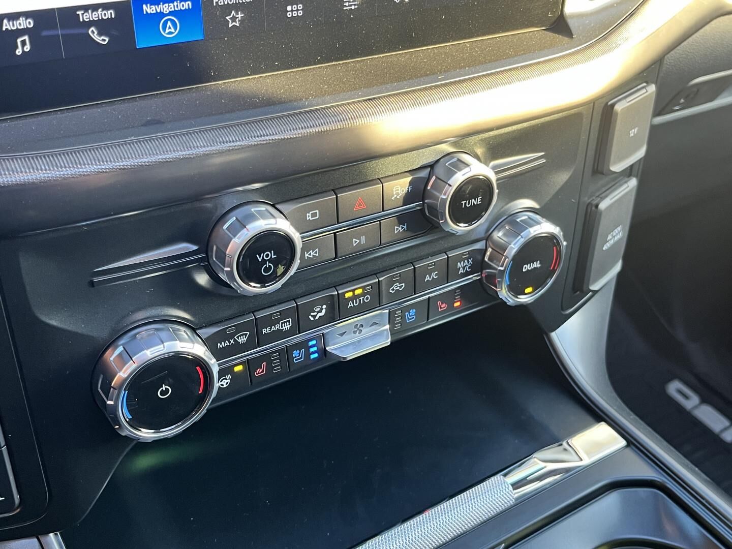 Billede af Ford F 150 5,0 Lariat 4x4 405HK Pick-Up 10g Aut.