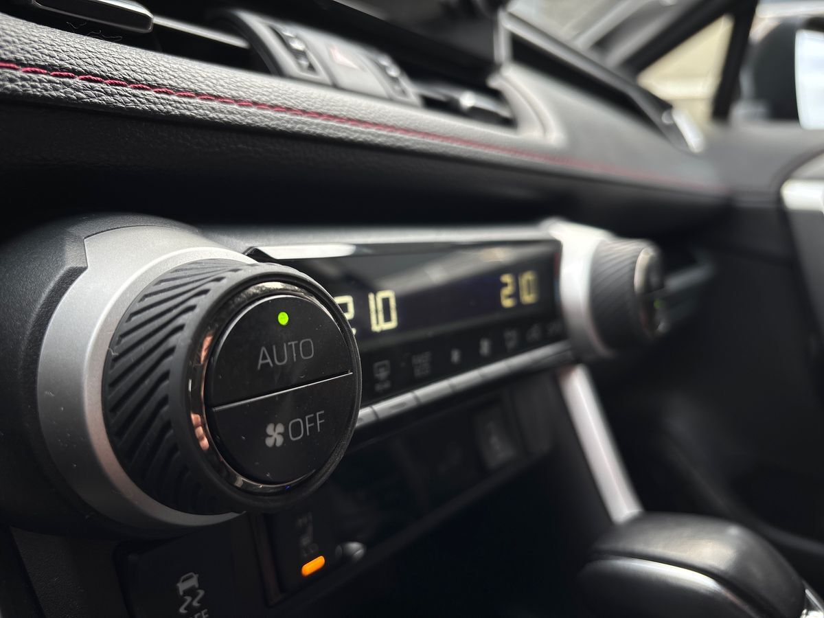 Billede af Toyota RAV4 Plug-in 2,5 Plugin-hybrid H3 Premium AWD 306HK 5d 6g Aut.