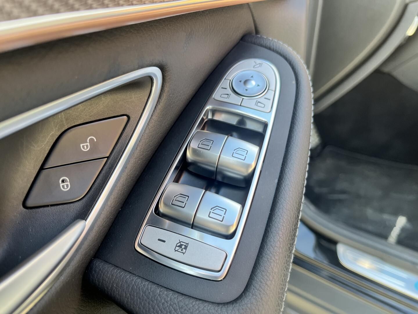 Billede af Mercedes-Benz EQC 400 EL 4Matic 408HK 5d Aut.