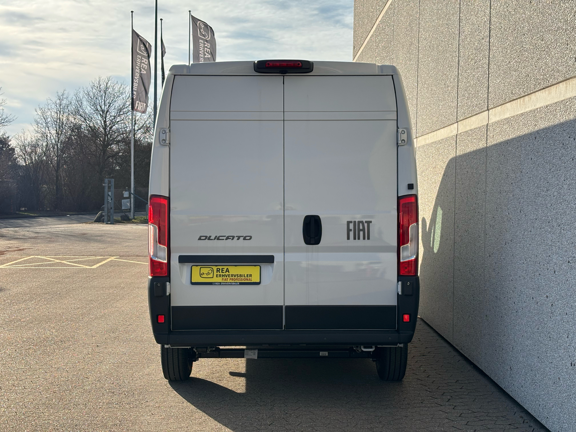 Billede af Fiat Ducato 35M L3H2 2,2 Multijet Pro 180HK Van 8g Aut.