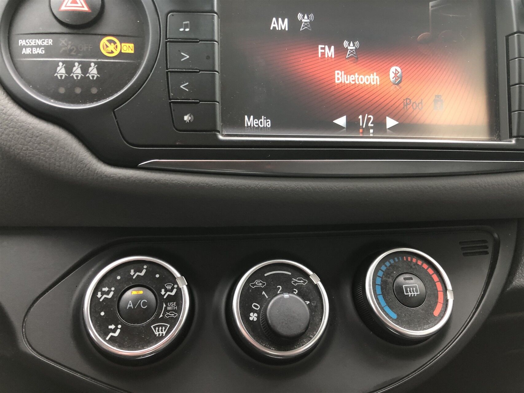 Billede af Toyota Yaris 1,0 VVT-I T2 69HK 5d