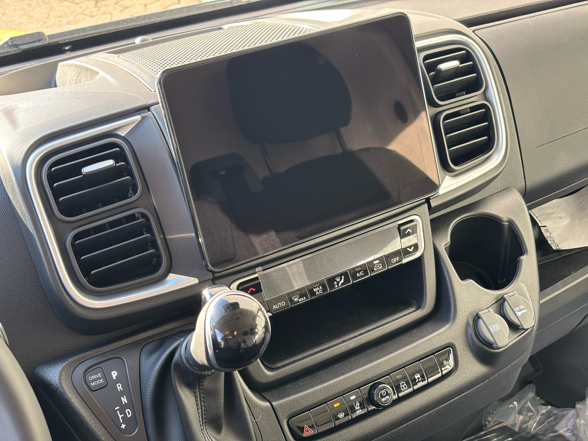 Billede af Fiat Ducato 35M L3H2 2,2 Multijet Pro 180HK Van 8g Aut.