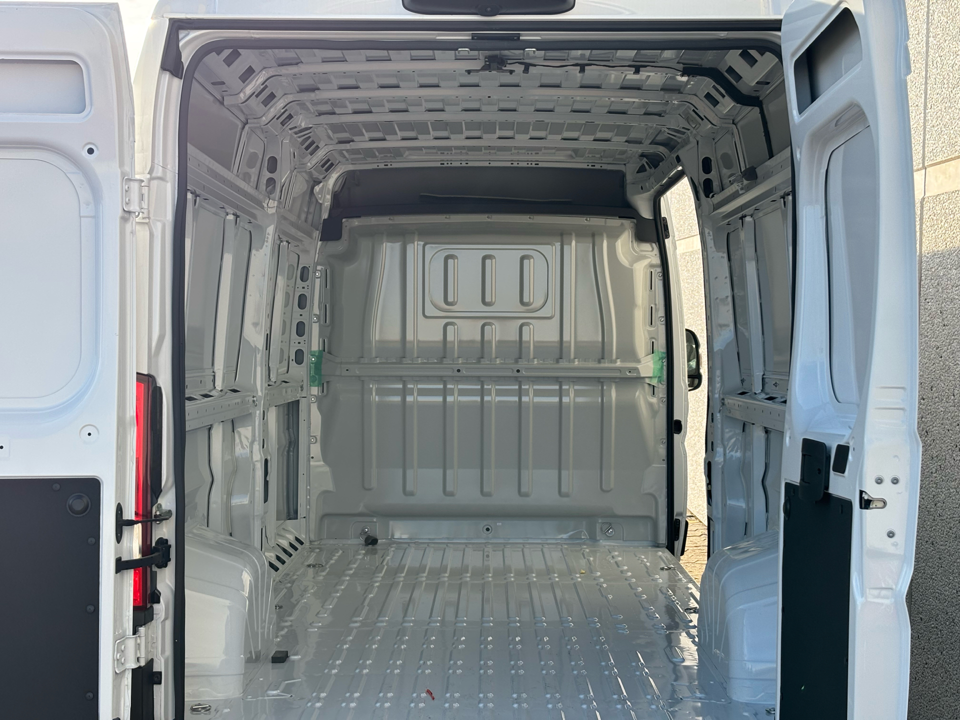 Billede af Fiat Ducato 35M L3H2 2,2 Multijet Pro 180HK Van 8g Aut.