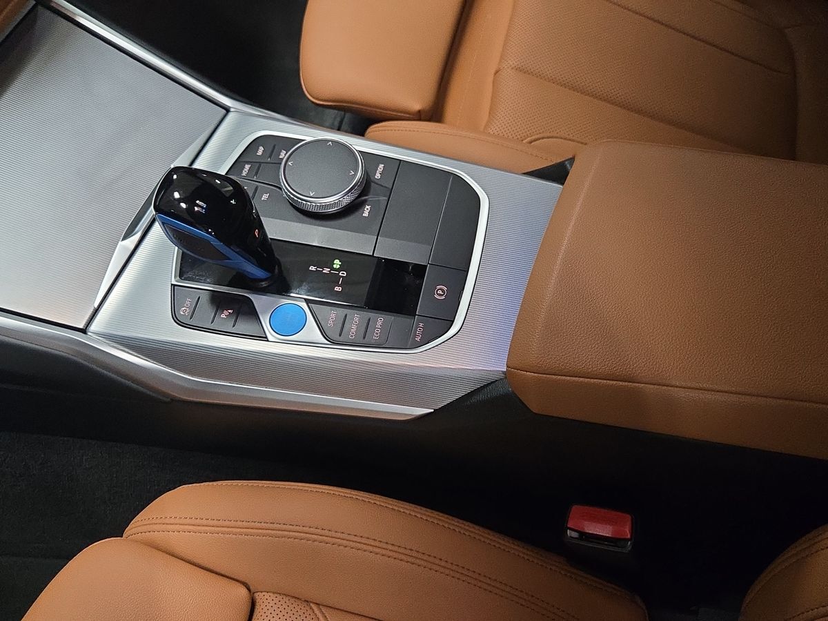 Billede af BMW i4 eDrive40 Gran Coupé EL 340HK 5d Aut.