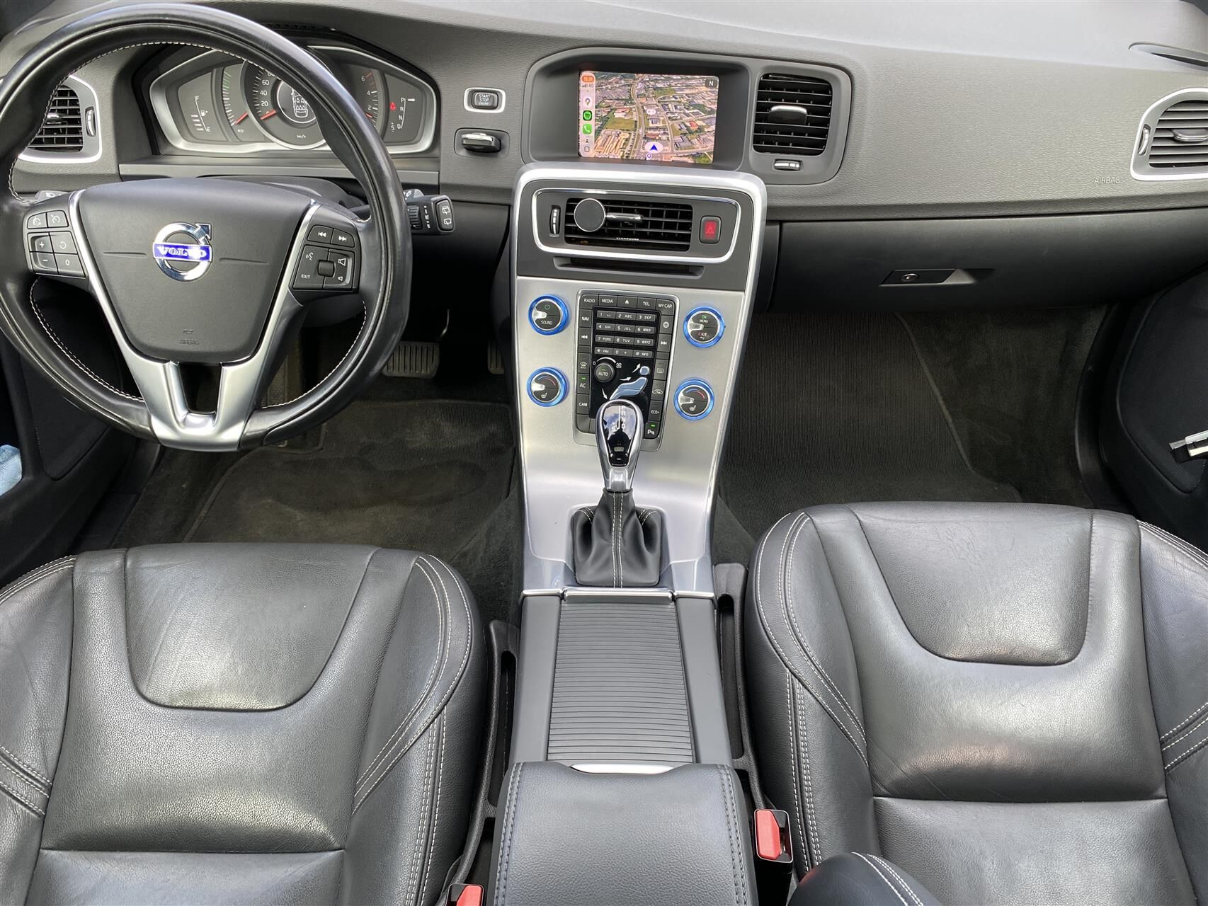 Billede af Volvo V60 2,0 D2 Momentum 120HK Stc 6g Aut.