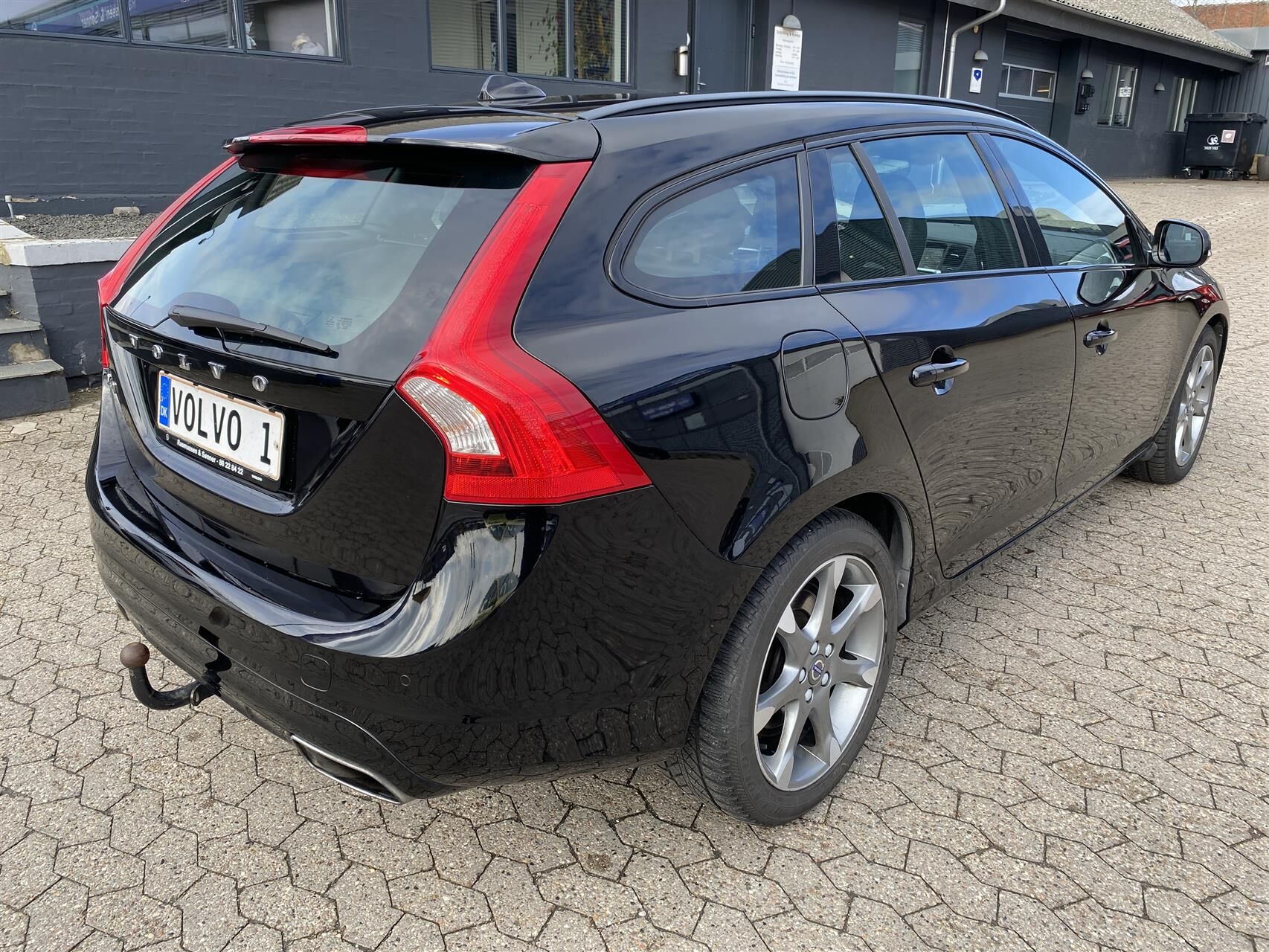 Billede af Volvo V60 2,0 D2 Momentum 120HK Stc 6g Aut.